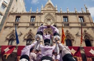Les Arcs ‘Pubertad’ de Leticia Dólera en San Sebastián, vendido por Beta Film
