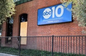 Un hombre de 64 años retiró un arma de fuego en el norte de la Oficina de Afiliados de ABC del norte de California había notado “haciendo la próxima cosa aterradora”, dijeron los fiscales