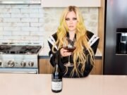 Avril Lavigne debut Pinot Noir con vinos de Banshee: ¿Vale la pena el bombo?