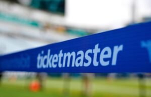 FTC persigue a Ticketmaster, diciendo que obliga a los fanáticos a pagar más