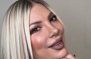 Tori Spelling hizo elegante bob bob de bricolaje comienza: “Me corté el cabello”