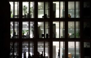 Los alemanes del antiguo Oriente comunista siempre están subrepresentados en los mejores trabajos