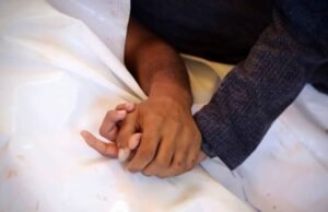 El éxodo de la ciudad de Gaza se infla como 35 informaron asesinados en ataques israelíes