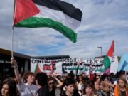 El puerto italiano bloquea las armas para Israel mientras las protestas de los trabajadores están conduciendo