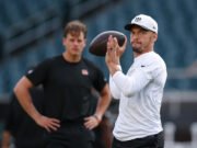 Los vikingos supuestamente firman ex -falcons que comienzan a QB Desmond Ridder después de una lesión en JJ McCarthy