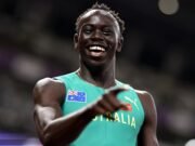 La realidad “loca” aumenta la sensación de sprint australiano mientras Megastar saluda a “un niño increíble”