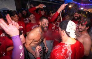 Filis reúne a los Dodgers en Thriller de entrada extra, Clinch NL East