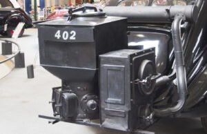 Cuando el suministro de gas era bajo, algunos conductores franceses recurrieron a autos de carbón