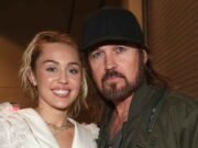 Miley Cyrus escribió secretos como una ofrenda de paz a Papa Billy Ray