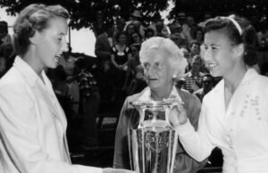 Angela Mortimer Barrett, ex campeona de Wimbledon, muere a los 93 años