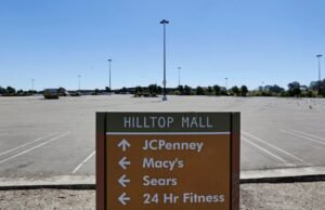 Una visión audaz de la revisión de un centro comercial en ruinas divide la ciudad del Área de la Bahía: Mercury News