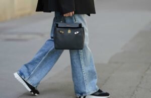 15 zapatillas ricas en mamá que al instante crían jeans para el otoño