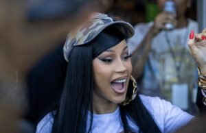 La reunión y el Greet de Long Beach de Cardi B atraen a más de mil fanáticos