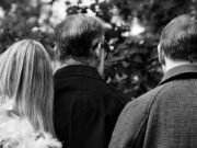 Saint Etienne sale con una explosión (y una gran fiesta) en el álbum final “International”