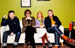 La pulpa casi ha dejado de existir. 24 años después, “Plus” marca su regreso triunfante