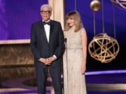 2025 Emmys: Ted Danson, Mary Steenburgen acepta el precio humanitario