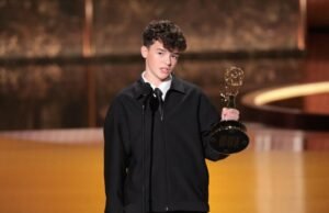 Owen Cooper gana a Emmy para apoyar al actor en una serie limitada