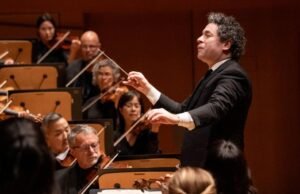 Los nuevos músicos brillan mientras Dudamel está lanzando la última temporada con el Phil