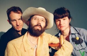 Gran ladrón – escalonado y cansado – Dirígete a la cima de la montaña