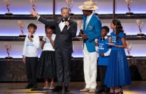 Revisión de televisión de Emmy Awards: Nate Bargatze demuestra una buena opción como anfitrión