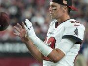 Tom Brady jugará una bandera de fútbol en Arabia Saudita con estrellas reales de la NFL