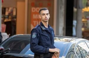 Bombshell se declaró contra el policía acusado de haber disparado a su ex novio y a su nuevo amante en la muerte, mientras hace una explosión salvaje en la corte: “ La verdad prevalecerá ” ‘