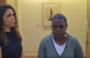 La mujer aborígenes fue vista bienvenida al país y ofrece una alternativa a las ceremonias de “falso token”: “ tuve una ofensa ”