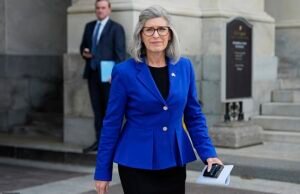 El gobierno ya le ha costado a los contribuyentes $ 1.2 mil millones, mientras que 750,000 trabajadores se les paga para quedarse en casa