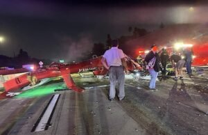 Varias personas heridas críticamente en un aterrador accidente de helicóptero en la carretera