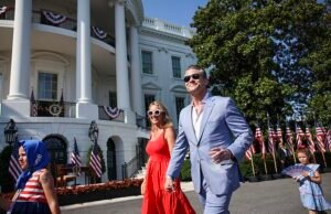 El paranoico Pete Hegseth despojará a los medios de comunicación de sus tarjetas de prensa del Pentágono a menos que acepten la política orwelliana