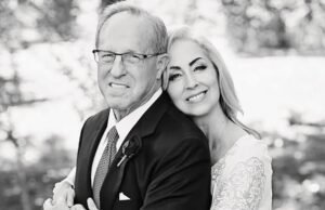 Fea guerra de divorcio entre el hermano rico de Mitt Romney y su ex esposa antes de que ella fuera encontrada muerta