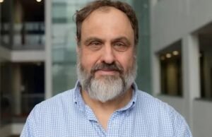 La Universidad de Londres refuerza la seguridad después de que estudiantes propalestinos atacaran a académicos israelíes con carteles “terroristas” en el campus