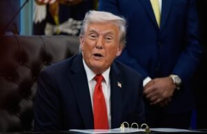 Trump aumenta la presión sobre Pam Bondi al exigir un pago de 230 millones de dólares al Departamento de Justicia