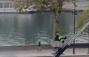 Un nuevo vídeo impresionante muestra a los ladrones del Louvre huyendo en una cesta de entrega mecánica con joyas valoradas en 76 millones de libras esterlinas, después de escapar de las cámaras de seguridad que “apuntaban en la dirección equivocada”.