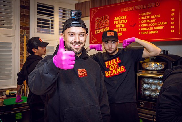 103344269-15230667-Preston_brothers_Jacob_28_and_Harley_Nelson_21_known_as_the_Spud-a-8_176157045897.jpeg