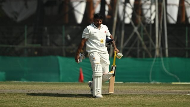 12205_15_10_2025_14_3_31_2_17_RANJITROPHY_SGR_15_10_2025.JPG