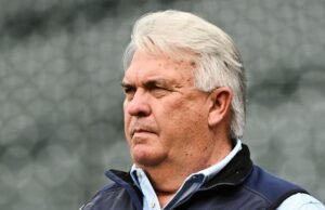 Los Rockies rechazan al gerente general Bill Schmidt después de la temporada 119 de pérdida