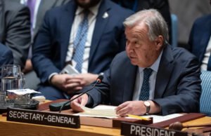 25 años después de la resolución del hito de la ONU, la ONU dice que las mujeres a menudo están ausentes de las conversaciones de paz