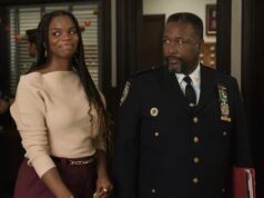 Brittany Inge de Elsbeth se burla del drama como la hija de Wendell Pierce