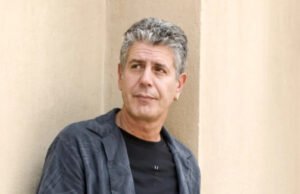 Lo que Anthony Bourdain comió para llamar comida de este restaurante romano “ completamente genial ”