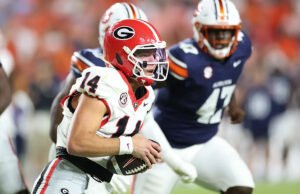 Predicciones y selecciones de fútbol universitario de la semana 8: ¿Dónde está el valor de las apuestas en Ole Miss-Georgia y otros enfrentamientos destacados?