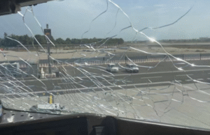 El avión delta despegó en una tormenta de granizo en 2023 después de que no se han examinado todos los datos meteorológicos, el informe indica