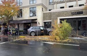 Las mujeres heridas en un accidente en Napa acusan al conductor del Rolls-Royce que las atropelló de “rabia y agresión” – The Mercury News