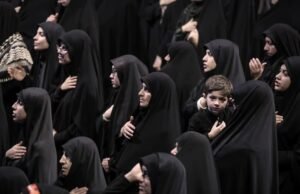 Irán hará cumplir el código de vestimenta con 80.000 nuevos policías morales