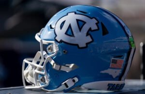 Usted hace la llamada: ¿Los funcionarios llamaron erróneamente un pase incompleto después de la aparente intercepción de la UNC DB Marcus Allen?