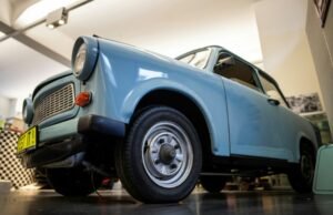 35 años después, el querido auto es Alemania todavía escupida