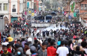 Cómo los manifestantes de la Generación Z derrocaron al gobierno de Madagascar y ahora quieren que el presidente se vaya