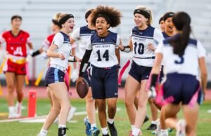 Enfoque en la preparación para el fútbol femenino de las escuelas secundarias del Área de la Bahía, Live Oak, Carlmont