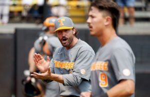 Buster Posey suma al explosivo Tony Vitello como nuevo manager de los SF Giants