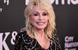 La hermana de Dolly Parton ora por el ícono del país en medio de problemas de salud